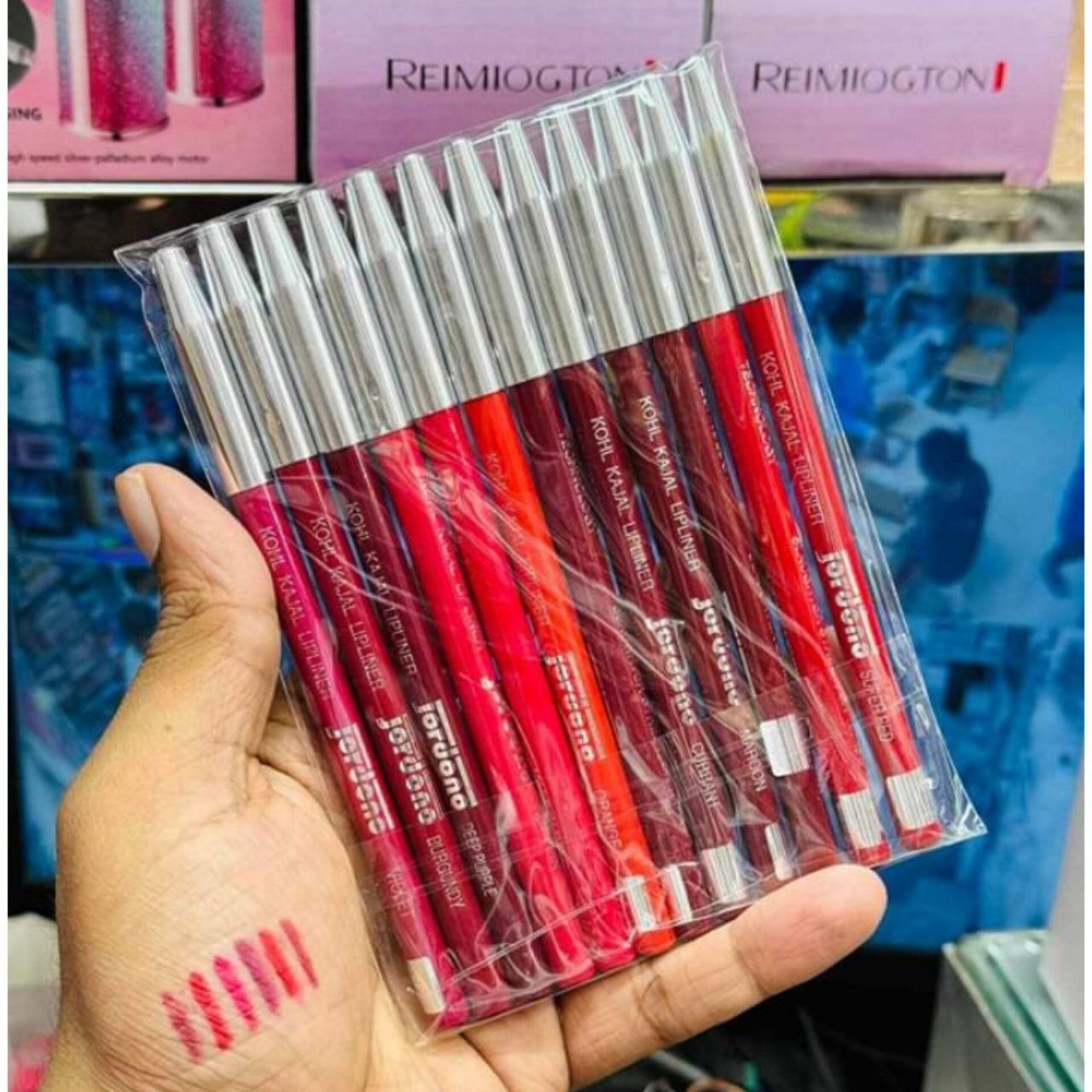 𝐉𝐨𝐫𝐝𝐚𝐧𝐚 𝐋𝐢𝐩 𝐋𝐢𝐧𝐞𝐫